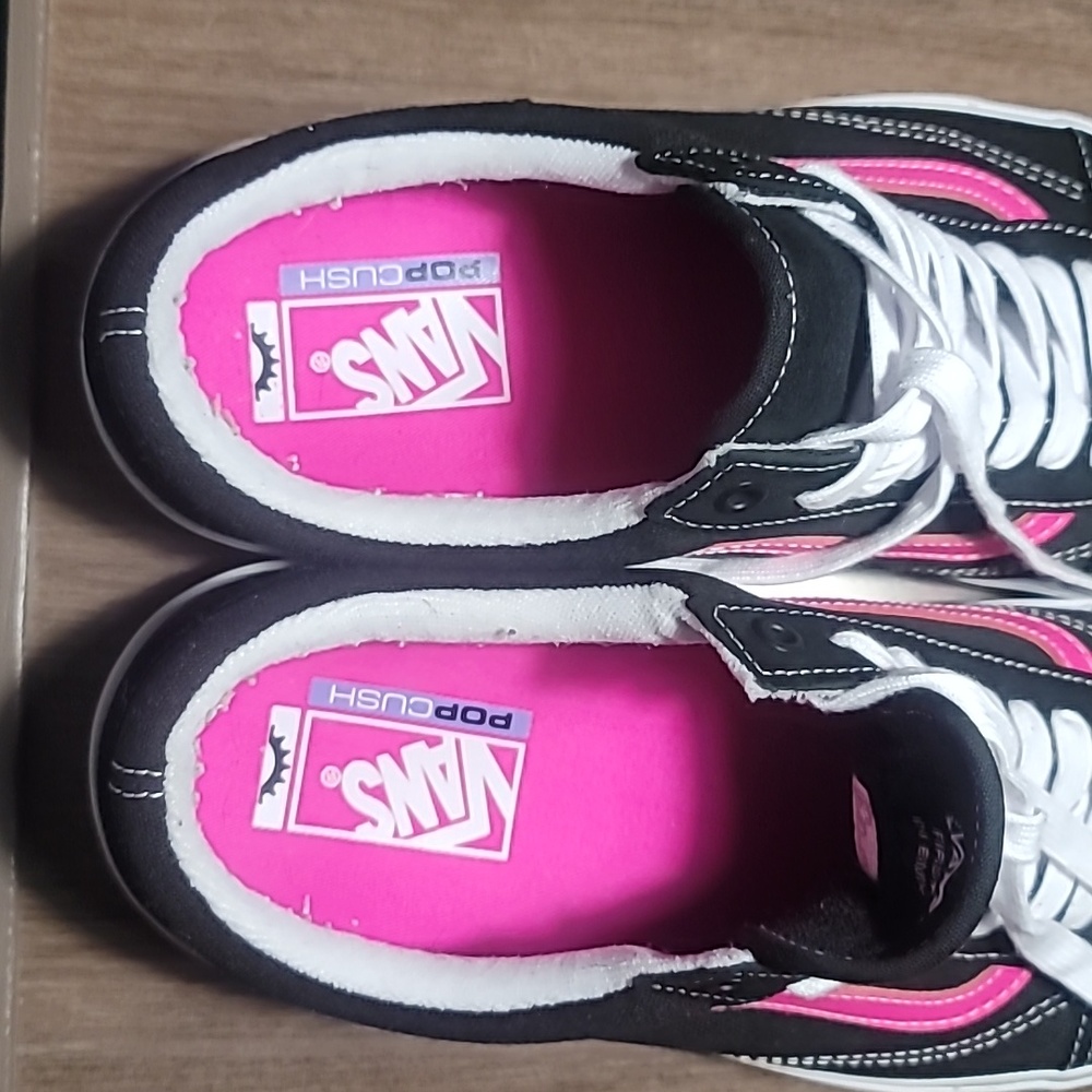 Men's size 11 "First in BMX" VANS. Old Skool pre-owned, like new, wore 3 times. - Picture 2 of 6
